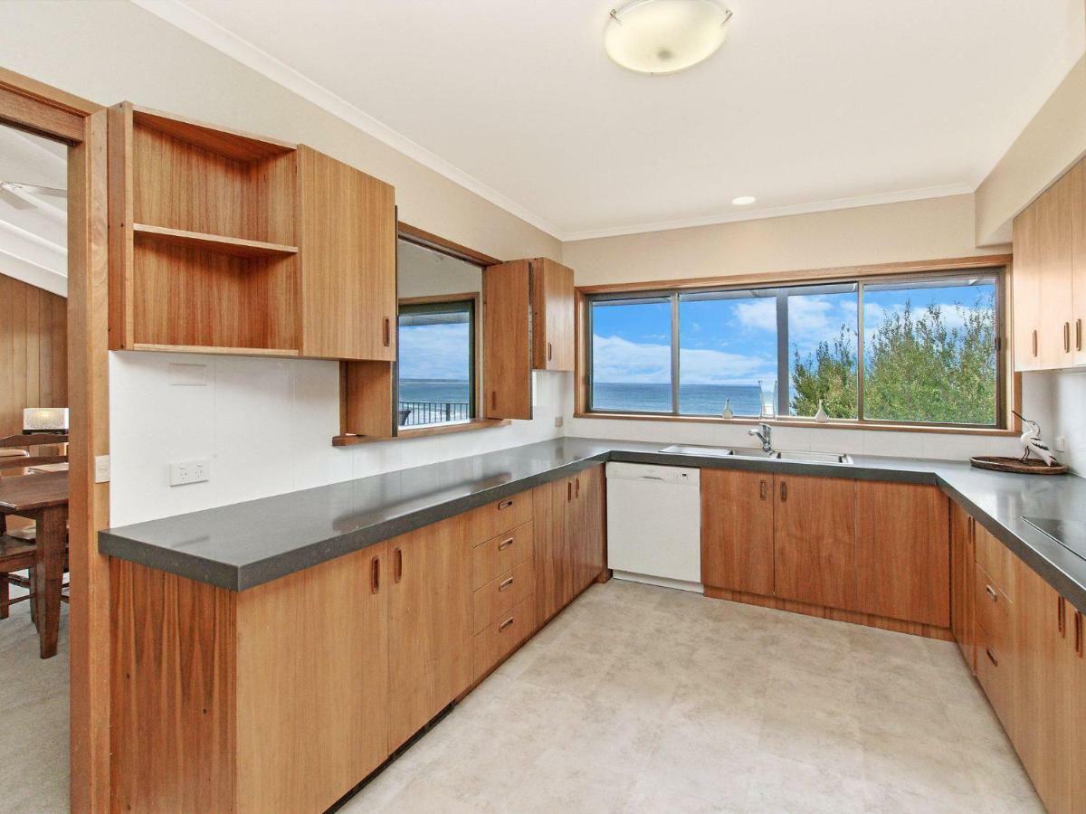 Beachfront Apartment *